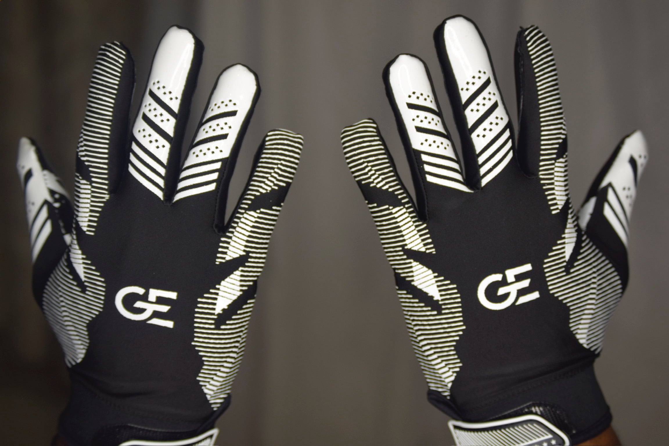 GRIND Football Gloves